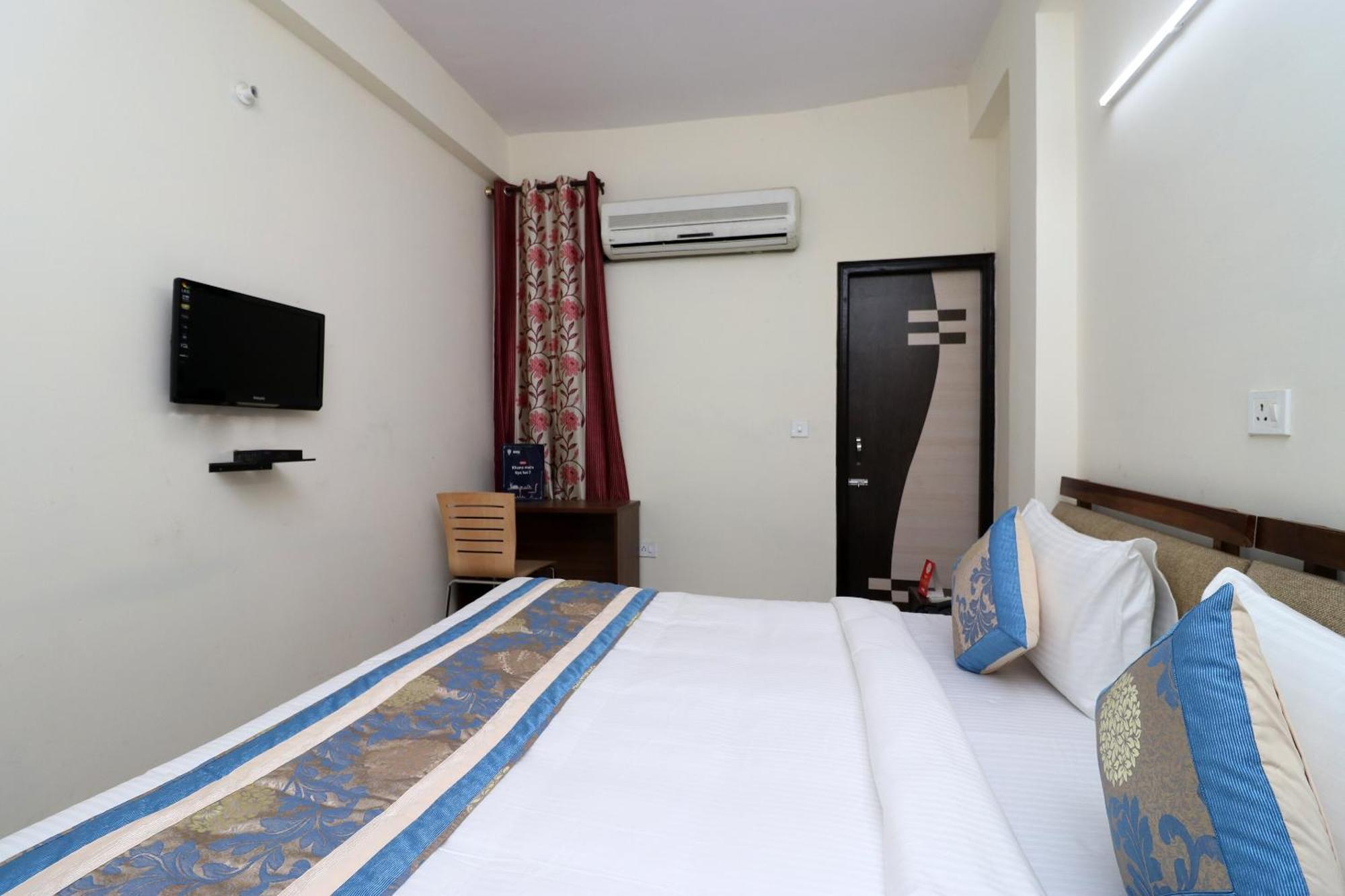 โอโย 10663 โฮมสเตด Hotel โนอิดา ภายนอก รูปภาพ