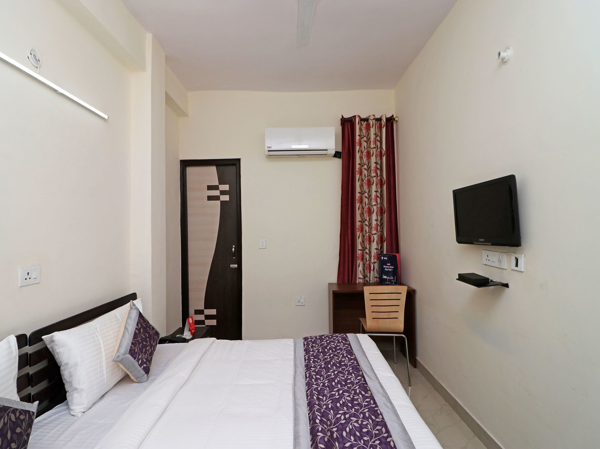 โอโย 10663 โฮมสเตด Hotel โนอิดา ภายนอก รูปภาพ